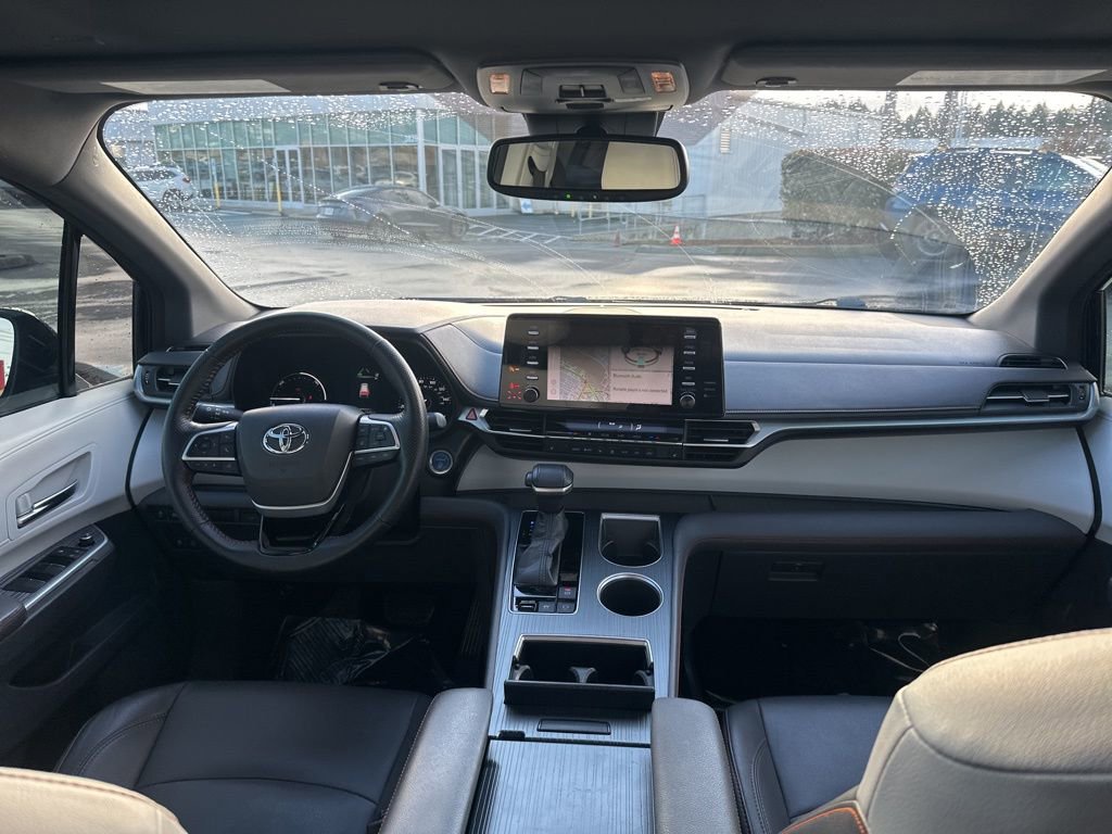 Used 2021 Toyota Sienna XSE image 21