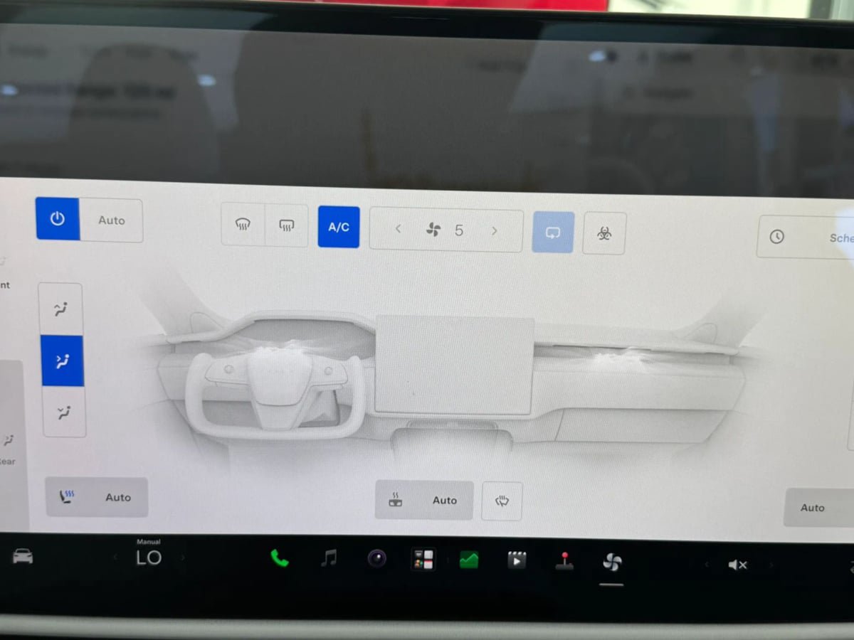 Used 2023 Tesla Model X AWD/4WD image 44