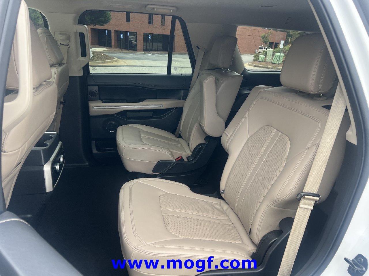 Used 2024 Ford Expedition Limited RWD image 21