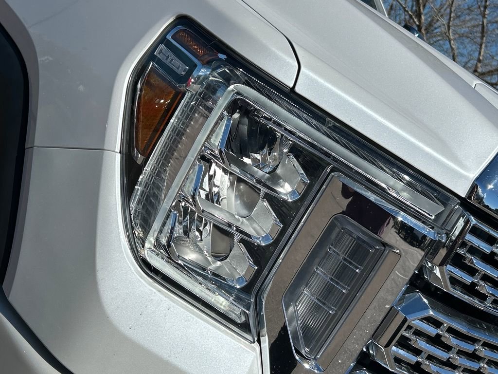 Used 2023 GMC Sierra 2500 Denali w/ Denali Ultimate Package image 26