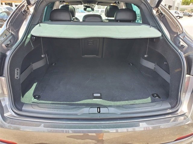 Used 2019 Maserati Levante Base image 12