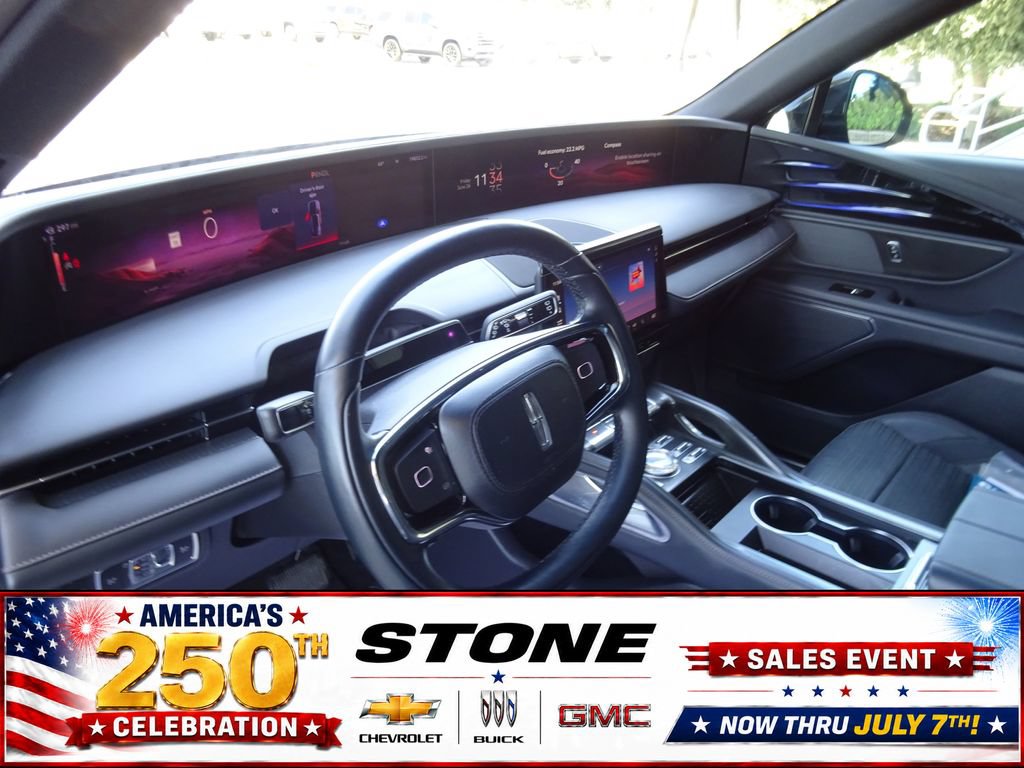Used 2024 Lincoln Nautilus Reserve w/ Jet Appearance Package (87T) AWD/4WD image 11