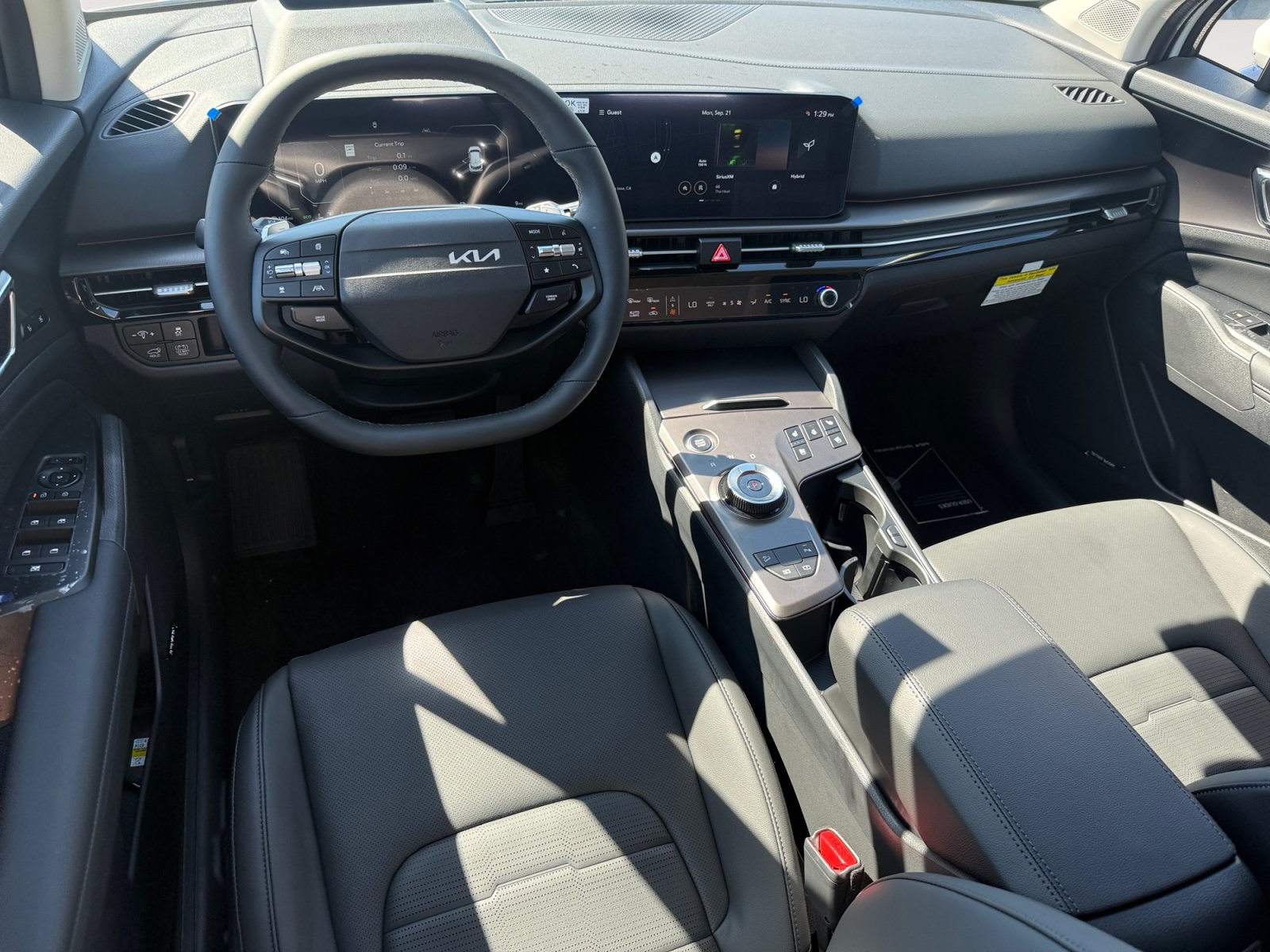New 2027 Kia Sportage SX Prestige AWD/4WD image 15