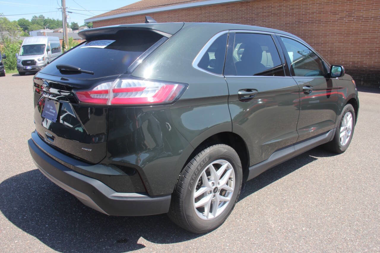Used 2023 Ford Edge SEL image 8