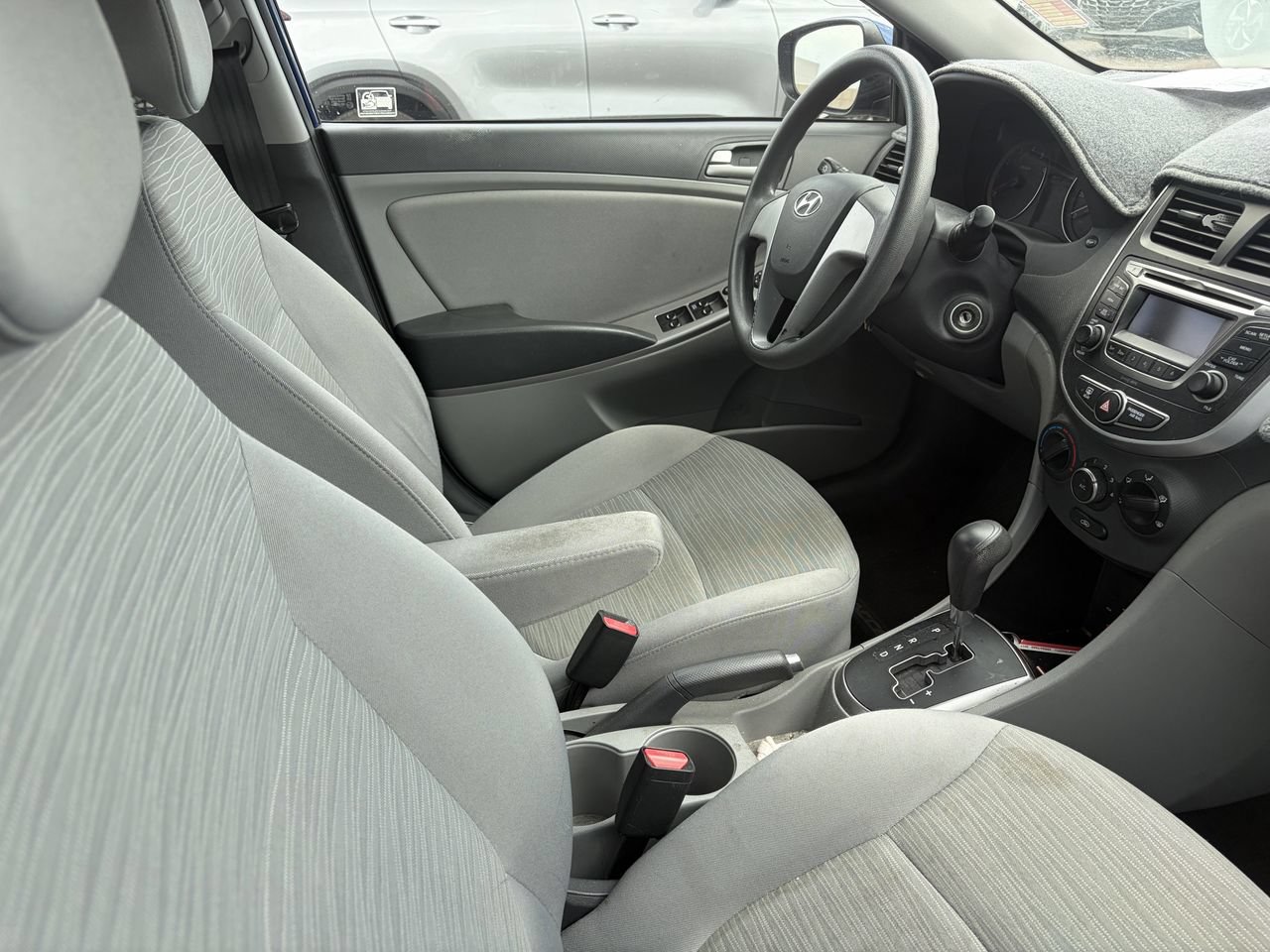 Used 2016 Hyundai Accent SE FWD image 12