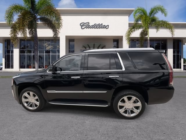 Certified 2020 Cadillac Escalade Premium Luxury RWD image 9