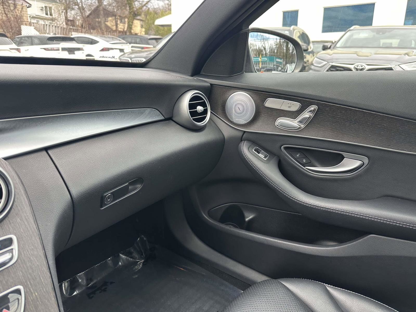 Used 2019 Mercedes-Benz C 300 4MATIC Sedan w/ Premium Package image 29