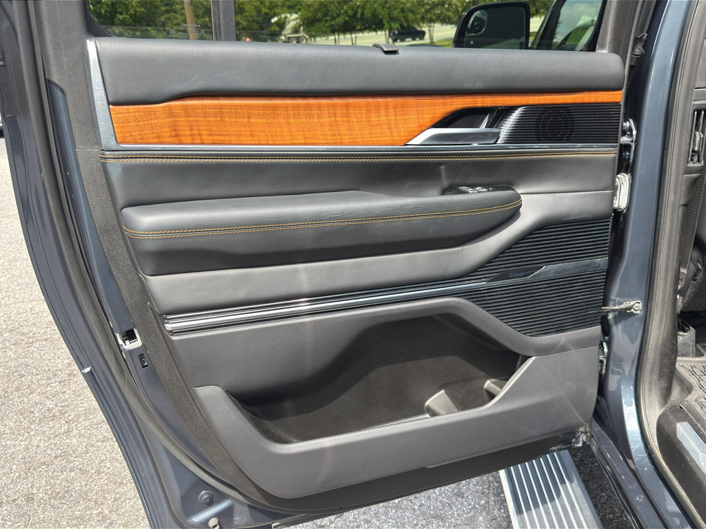 Used 2025 Chevrolet Silverado 2500 Custom w/ Custom Convenience Package AWD/4WD image 45