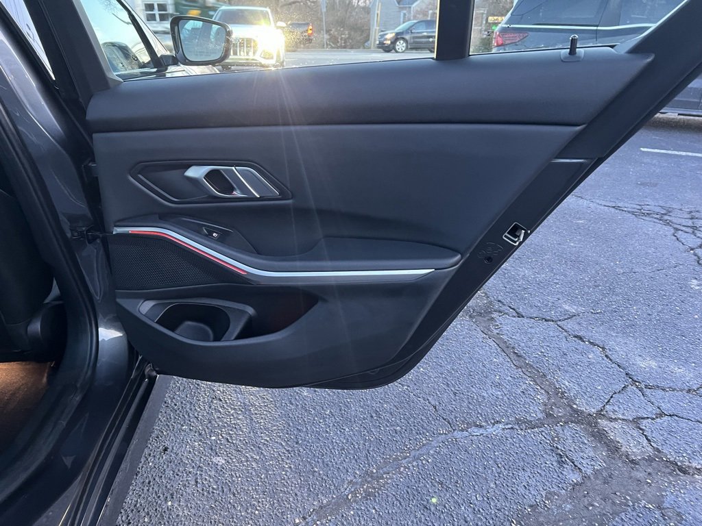 Used 2022 BMW 330i xDrive Sedan w/ Driving Assistance Package image 41