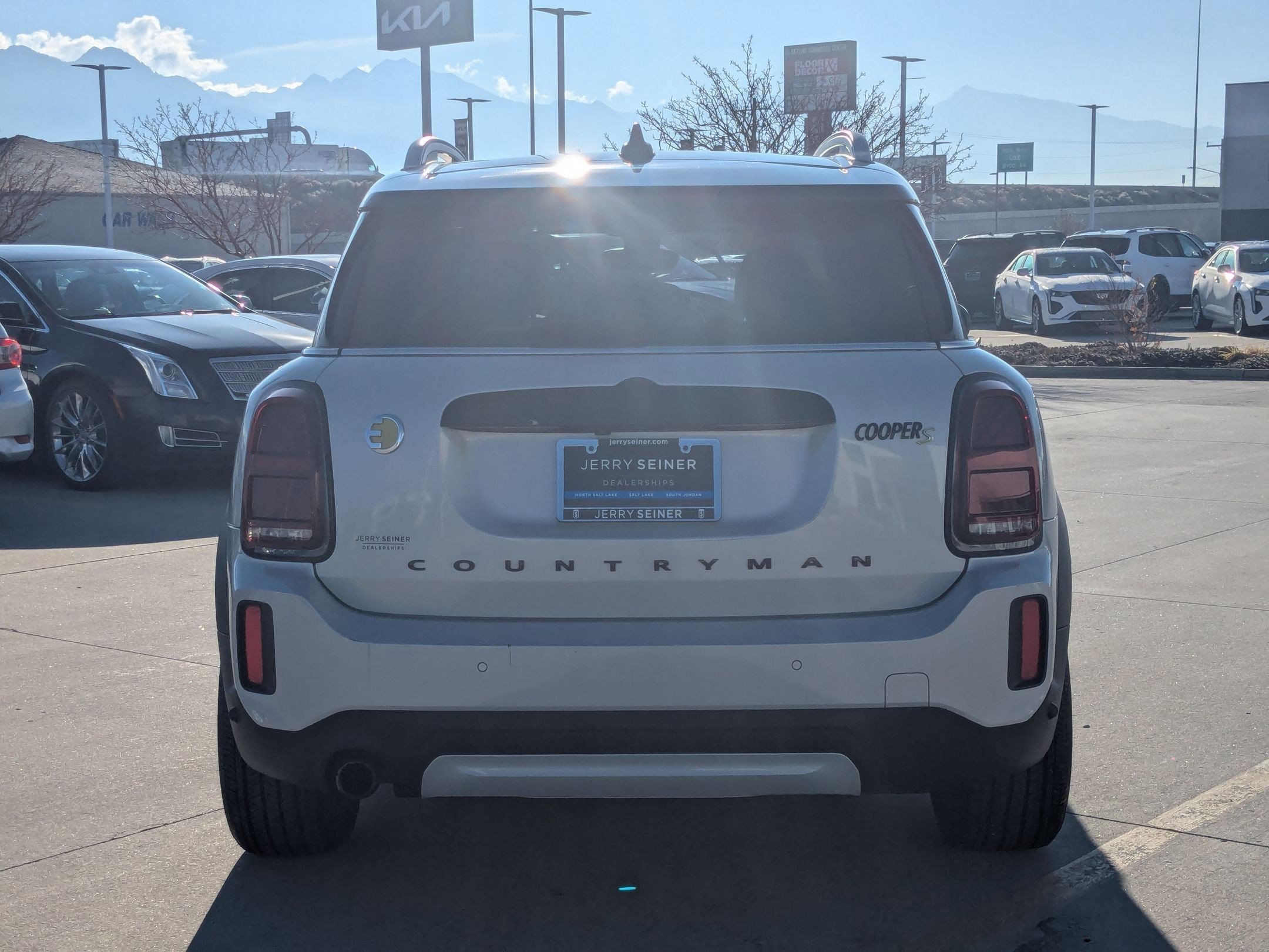 Used 2022 MINI Cooper Countryman SE w/ Premium Package image 5