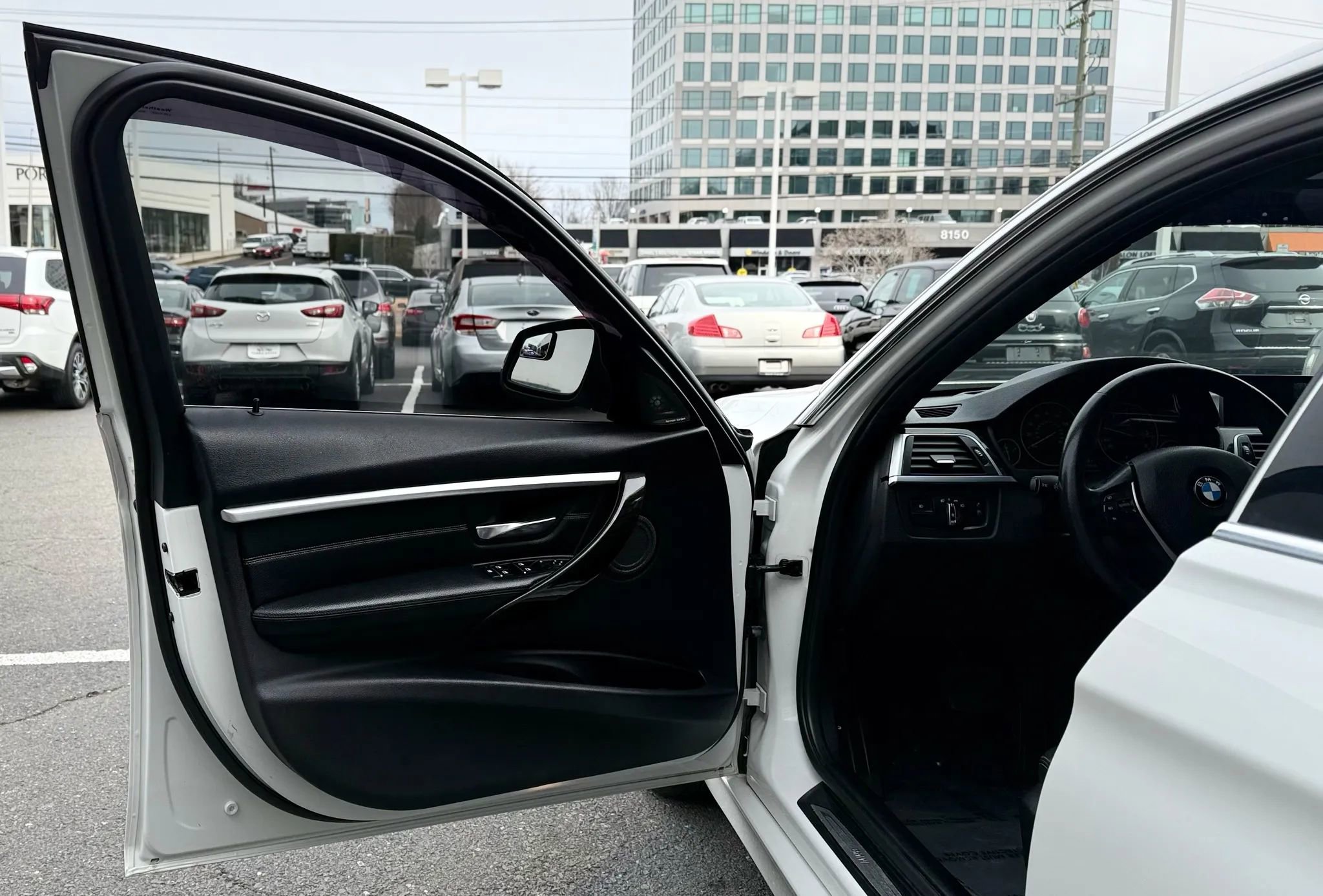 Used 2016 BMW 328d xDrive Sedan image 9