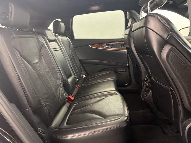Used 2016 Lincoln MKX Reserve w/ Technology Package image 12