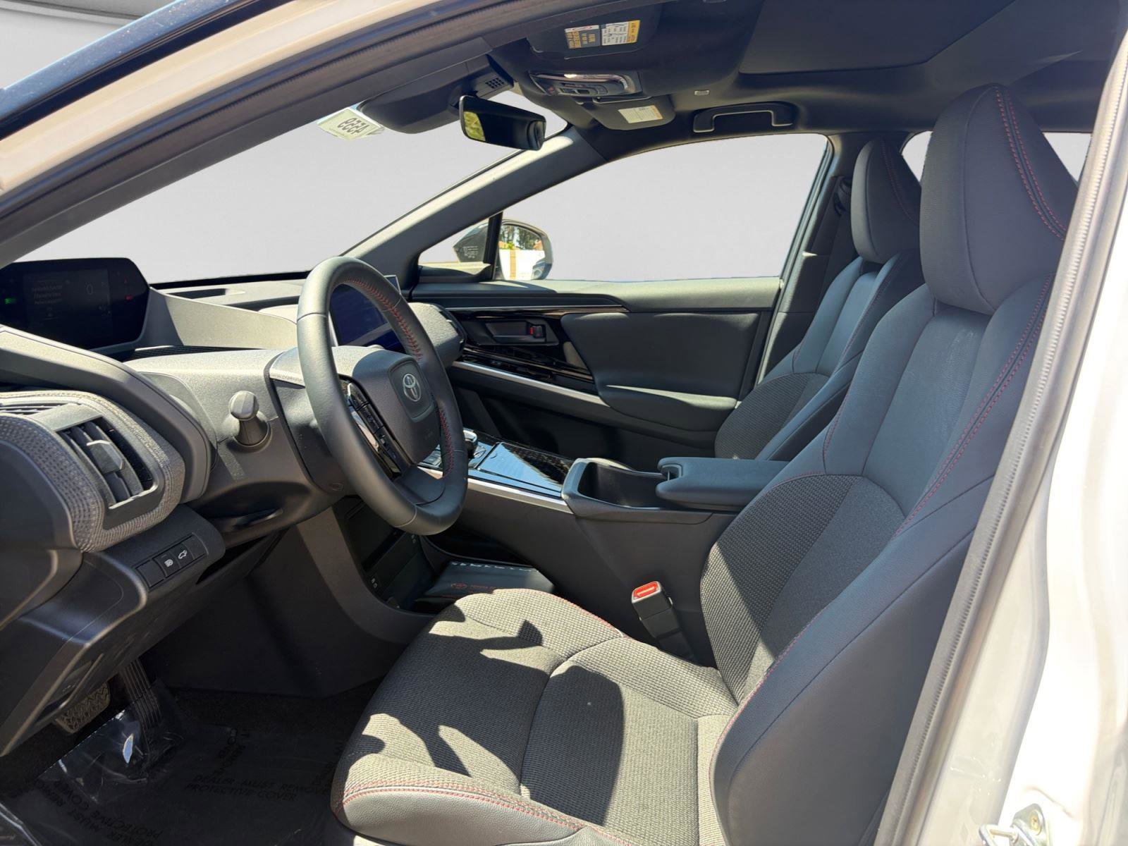Certified 2025 Toyota bZ4X AWD image 7