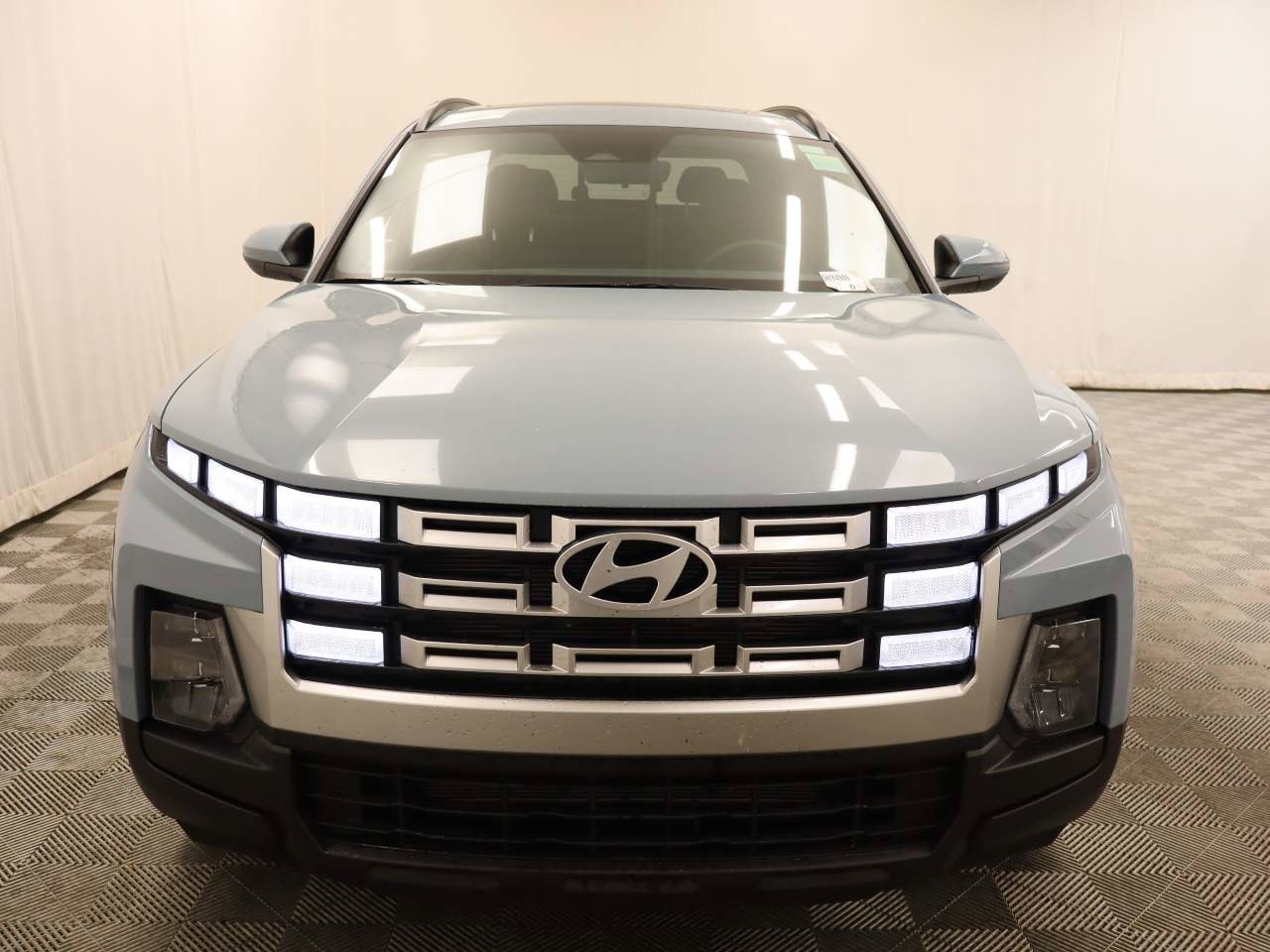 Used 2025 Hyundai Santa Cruz SEL AWD/4WD image 4