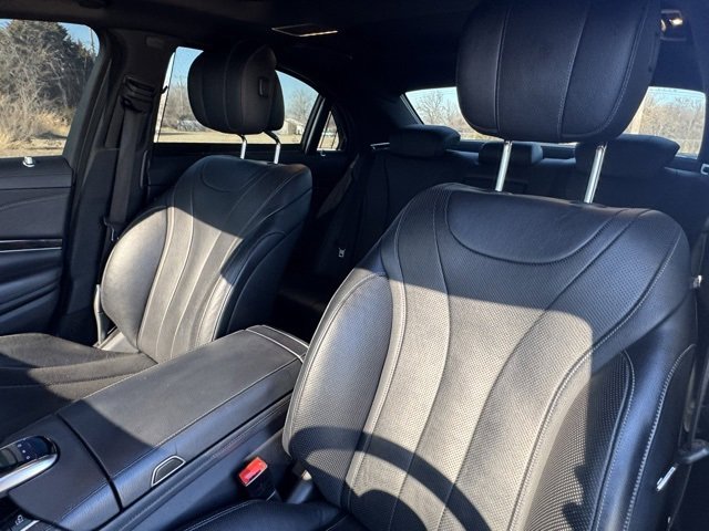 Used 2019 Mercedes-Benz S 450 4MATIC Sedan w/ Premium Package image 9