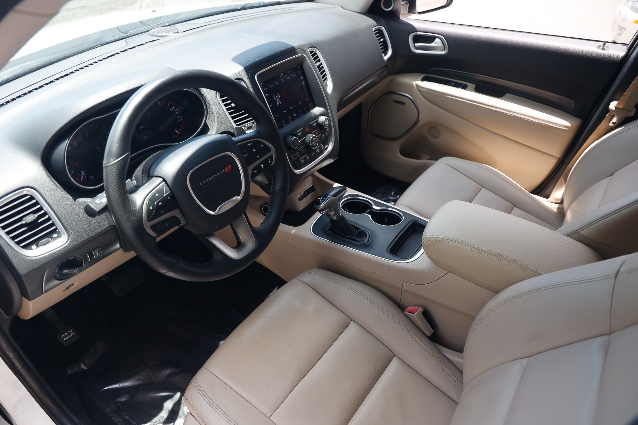 Used 2019 Dodge Durango Citadel w/ Technology Group RWD image 6