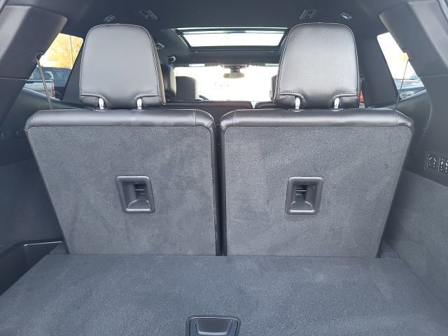 Used 2023 Cadillac XT6 Sport image 15