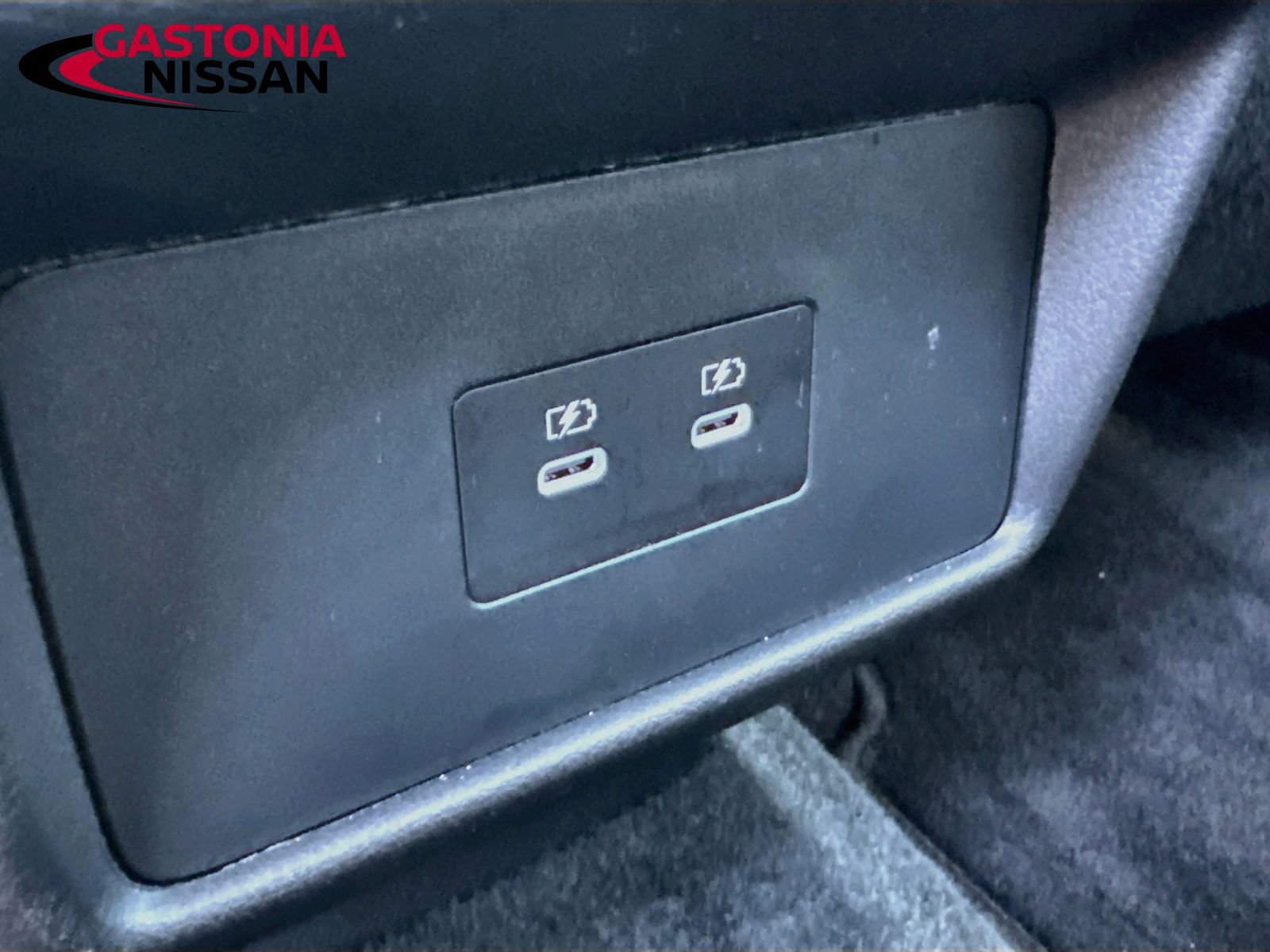 Used 2025 Nissan Rogue SV AWD/4WD image 32