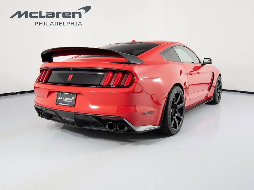 Used 2017 Ford Mustang Shelby GT350R image 5