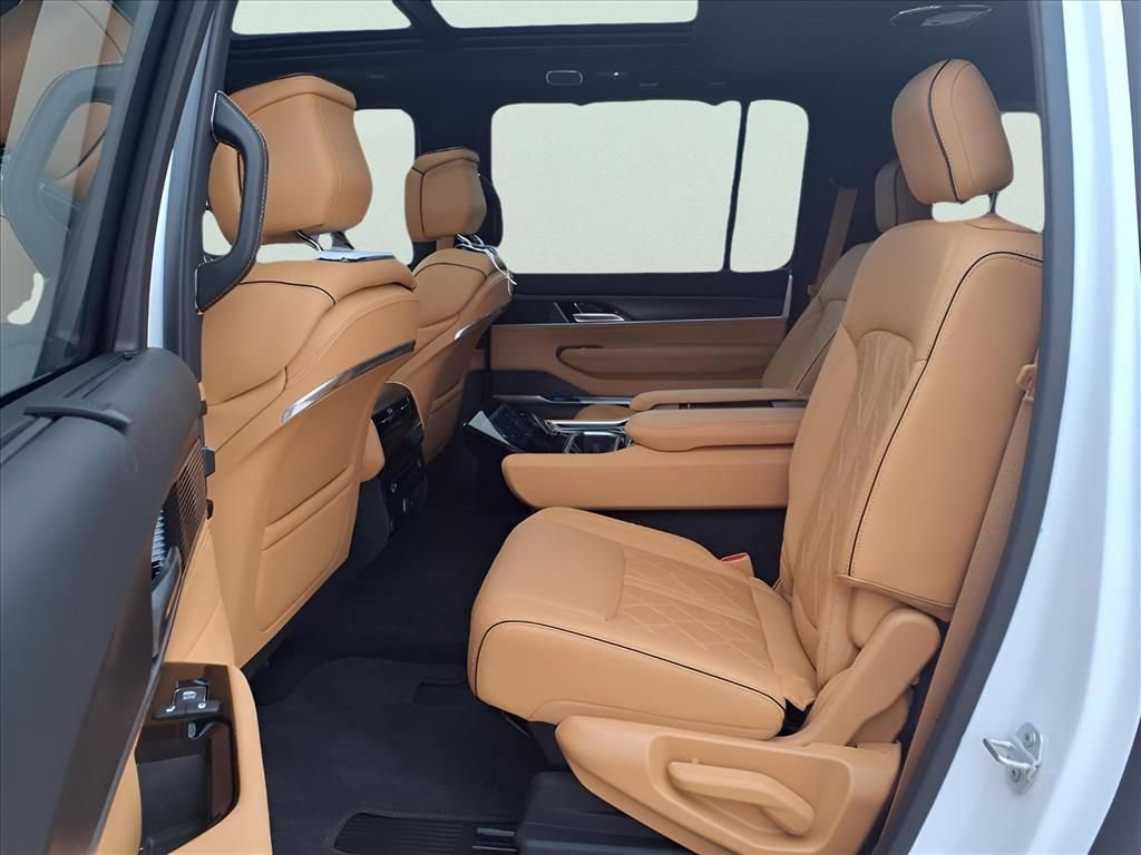 New 2025 Jeep Grand Wagoneer L Series III w/ Quick Order Packagew 28T image 9