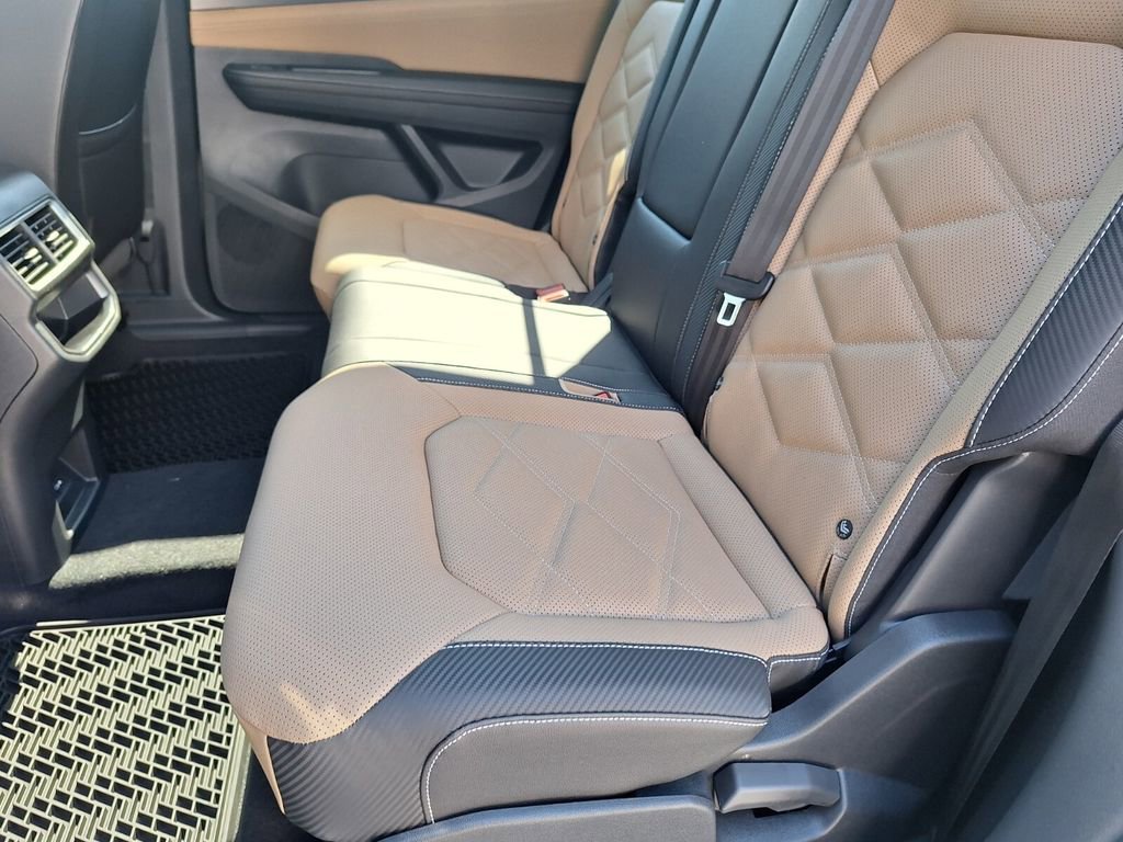 New 2026 Volkswagen Atlas Cross Sport SE image 22