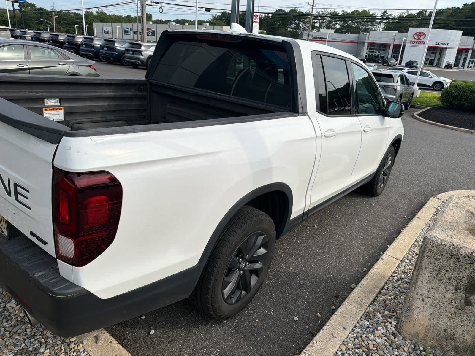 Used 2024 Honda Ridgeline Sport image 3