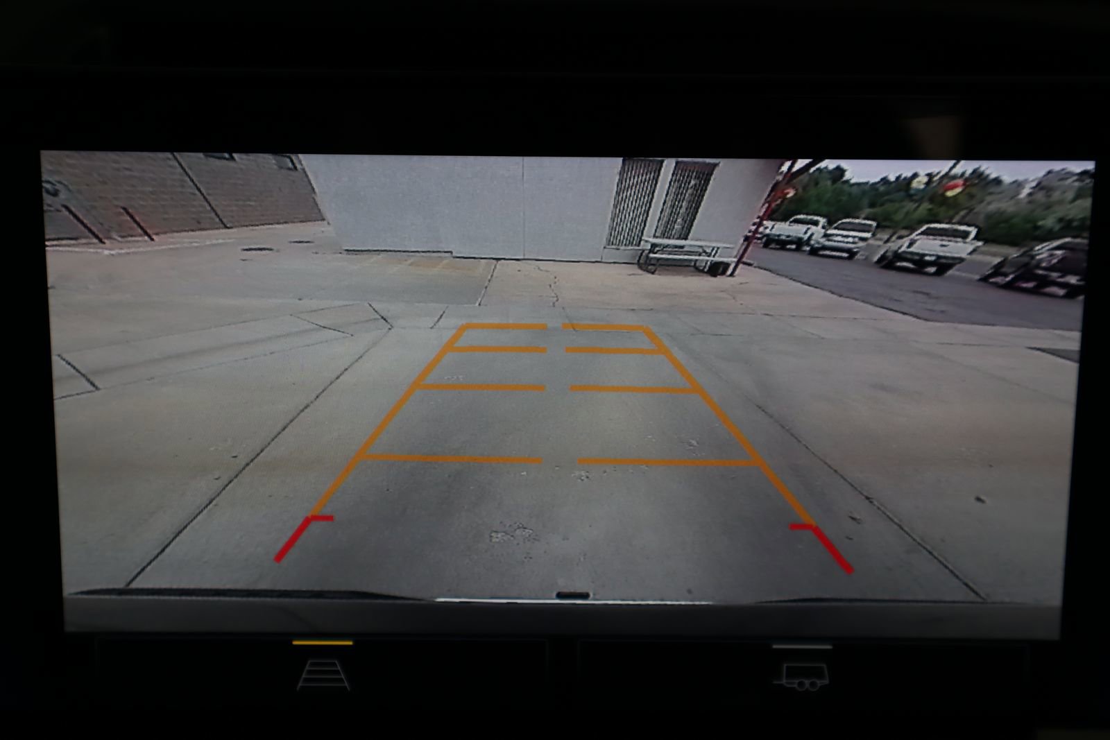 Used 2022 Chevrolet Silverado 1500 LT image 39