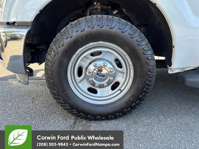 Used 2015 Ford F250 XL w/ Power Equipment Group RWD image 9