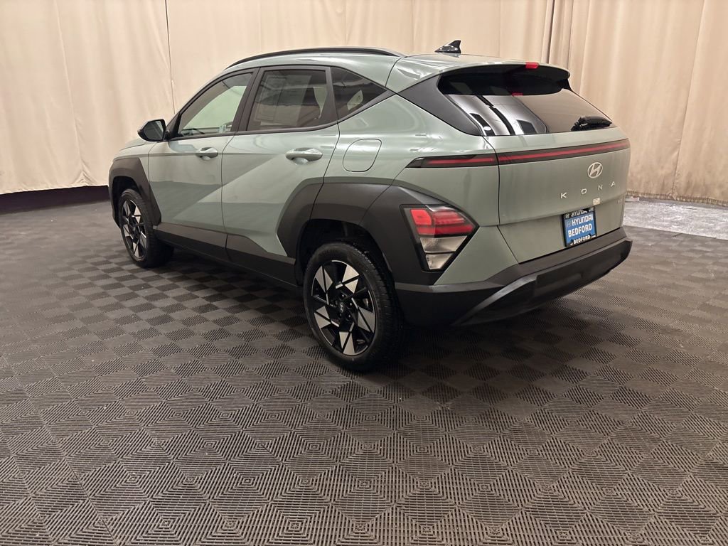 Certified 2024 Hyundai Kona SEL w/ Convenience Package image 7