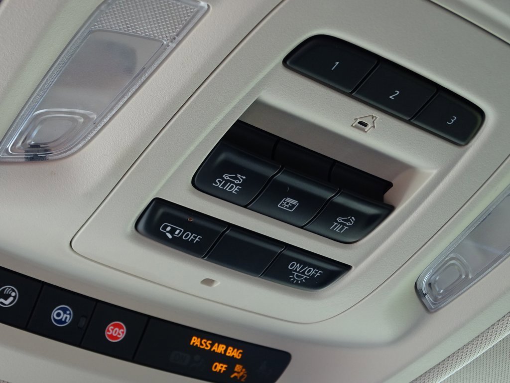 Used 2021 Buick Envision Essence w/ Technology Package I image 34