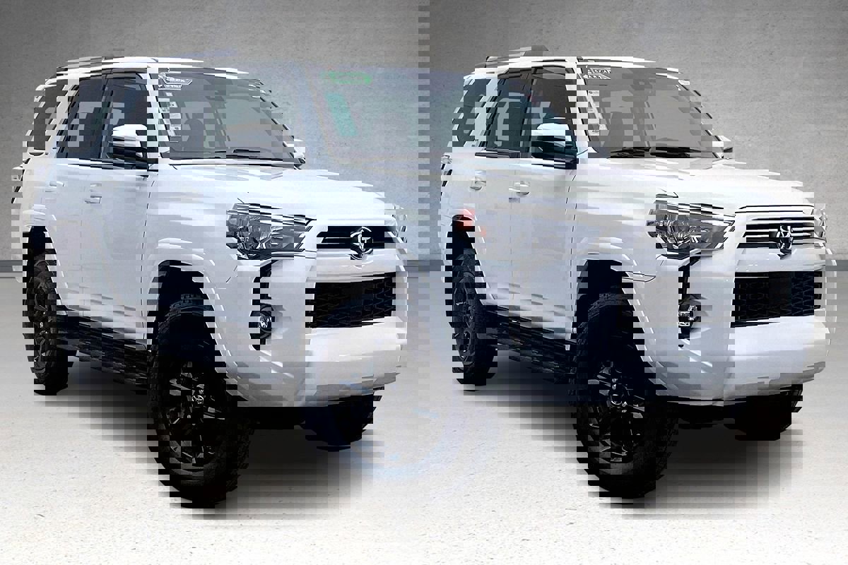 Used 2024 Toyota 4Runner SR5 image 2