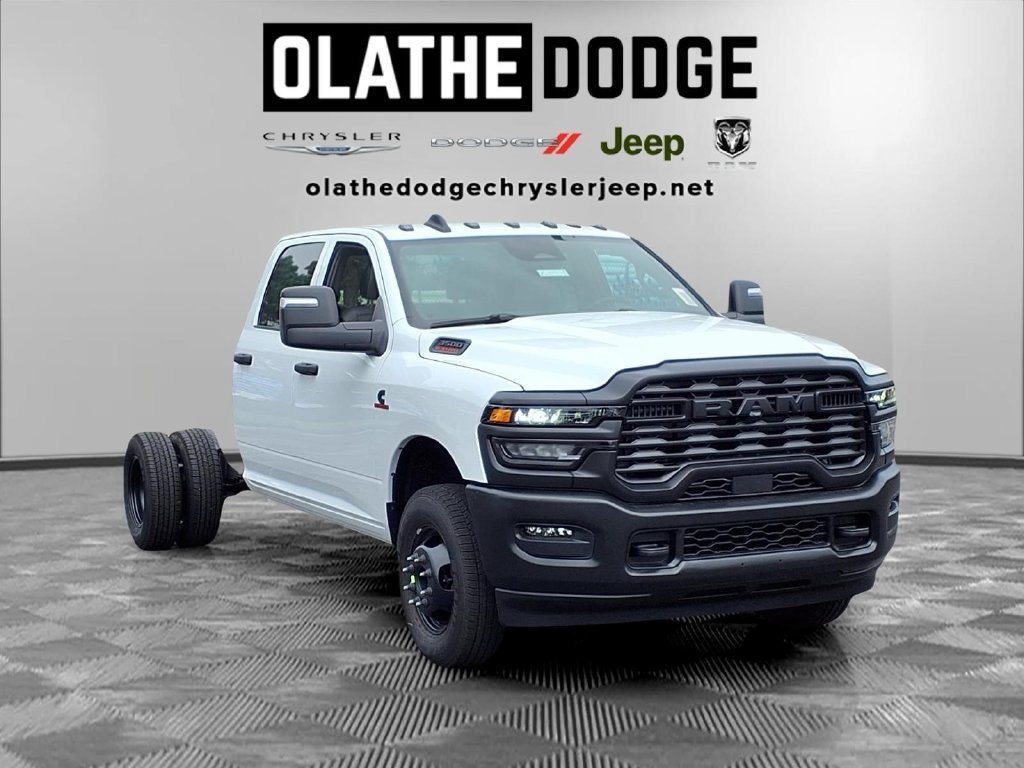 New 2027 RAM 3500 Tradesman AWD/4WD image 29