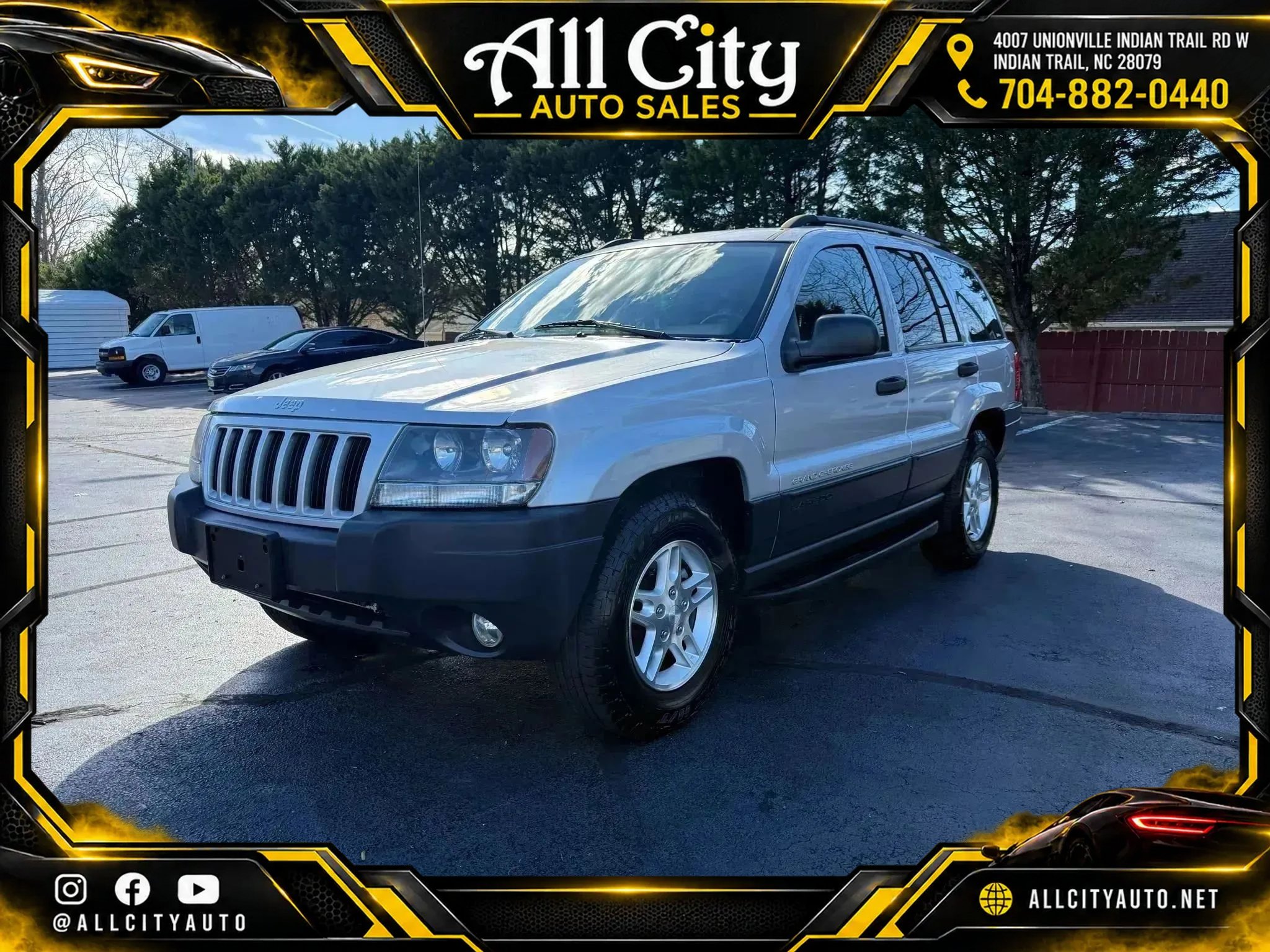 Used 2004 Jeep Grand Cherokee Laredo w/ Convenience Group RWD image 3