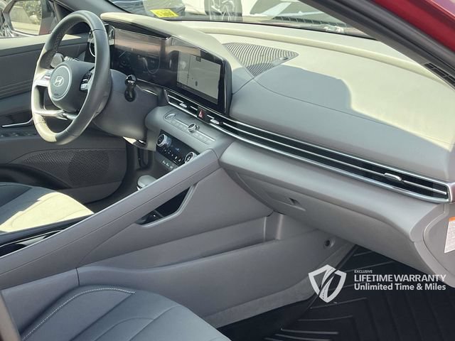 Certified 2025 Hyundai Elantra SEL FWD image 27