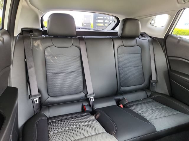 New 2026 Chevrolet Trax LT w/ Sunroof Package FWD image 18