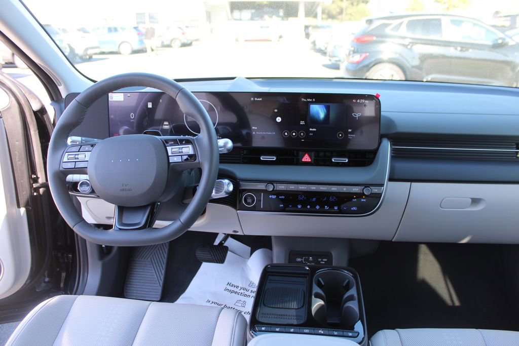 Used 2025 Hyundai Ioniq 5 Limited image 19