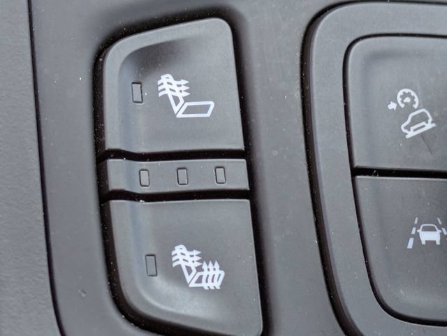 Used 2022 GMC Terrain SLT w/ Infotainment Package II FWD image 29