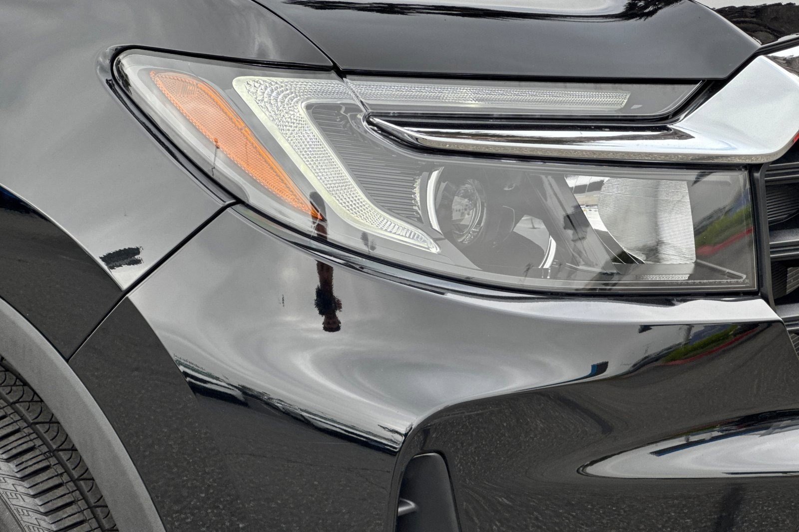 Certified 2025 Honda Passport EX-L image 10