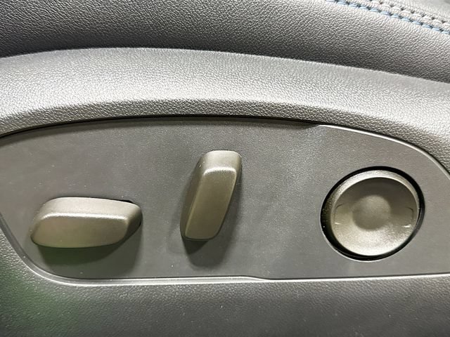 New 2026 Chevrolet Equinox EV LT FWD image 22