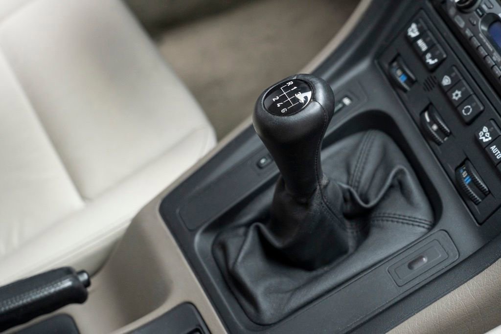 Used 1992 BMW 850i RWD image 33