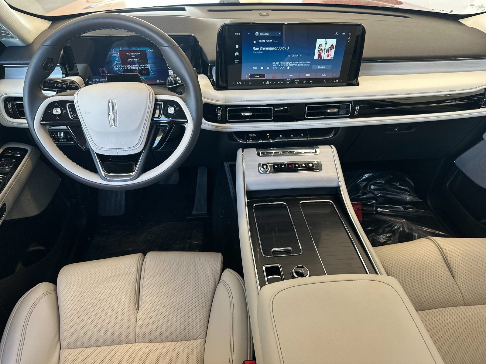 New 2026 Lincoln Aviator Reserve AWD/4WD image 12