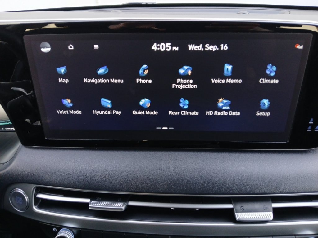 Used 2025 Hyundai Palisade SEL FWD image 8