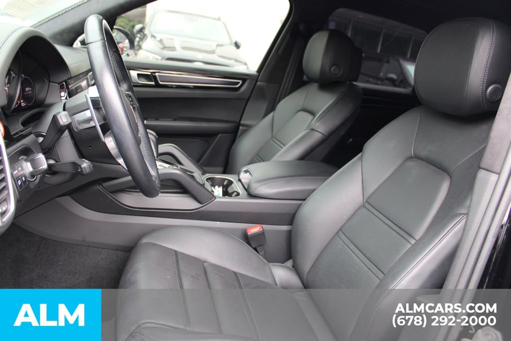 Used 2022 Porsche Cayenne GTS w/ Premium Package Plus AWD/4WD image 10