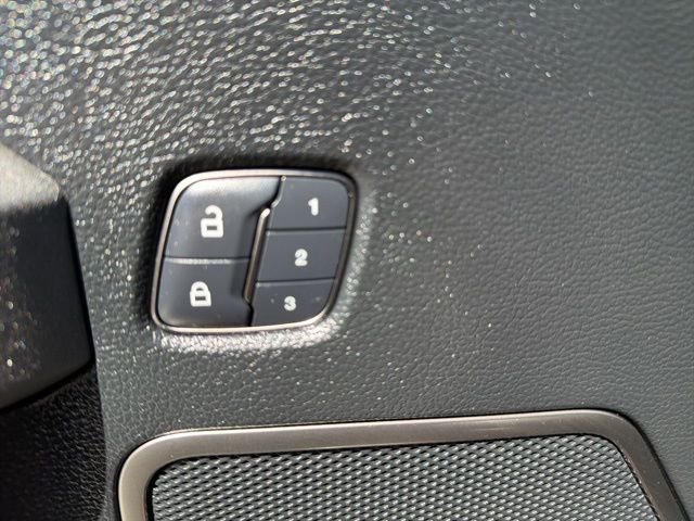 Used 2018 Ford F150 Raptor w/ Equipment Group 802A Luxury image 14