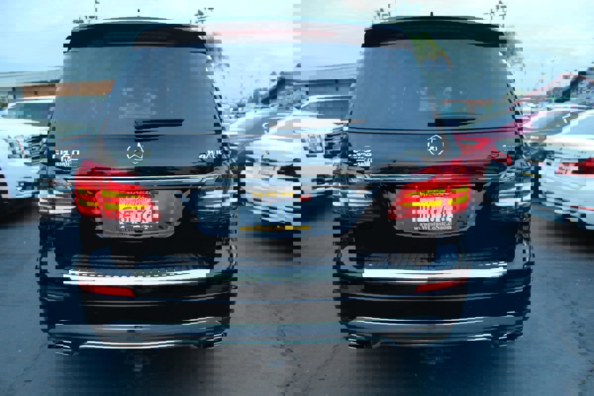 Used 2016 Mercedes-Benz GL 450 4MATIC image 5