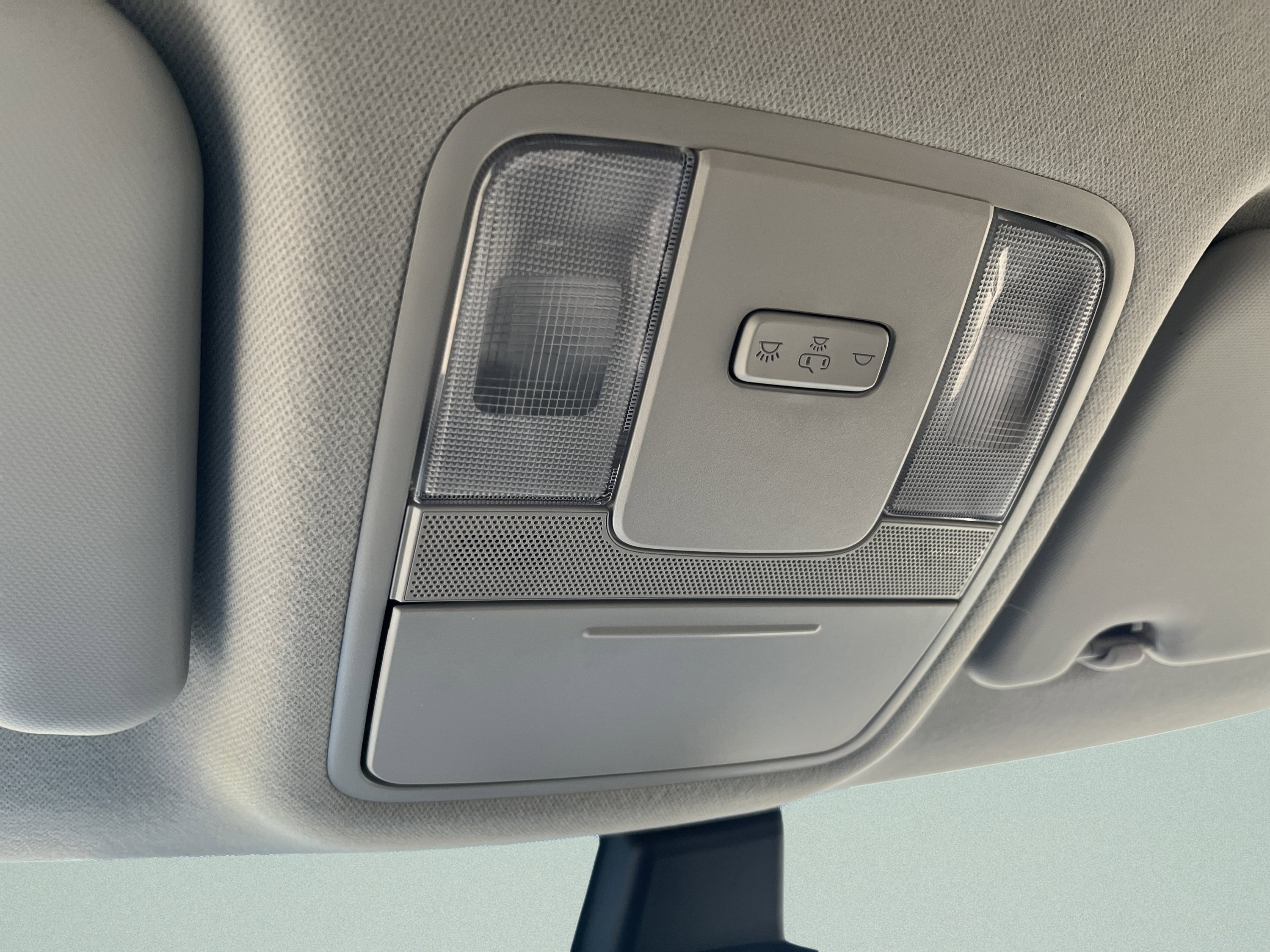 Used 2025 Kia Soul LX w/ LX Technology Package FWD image 25