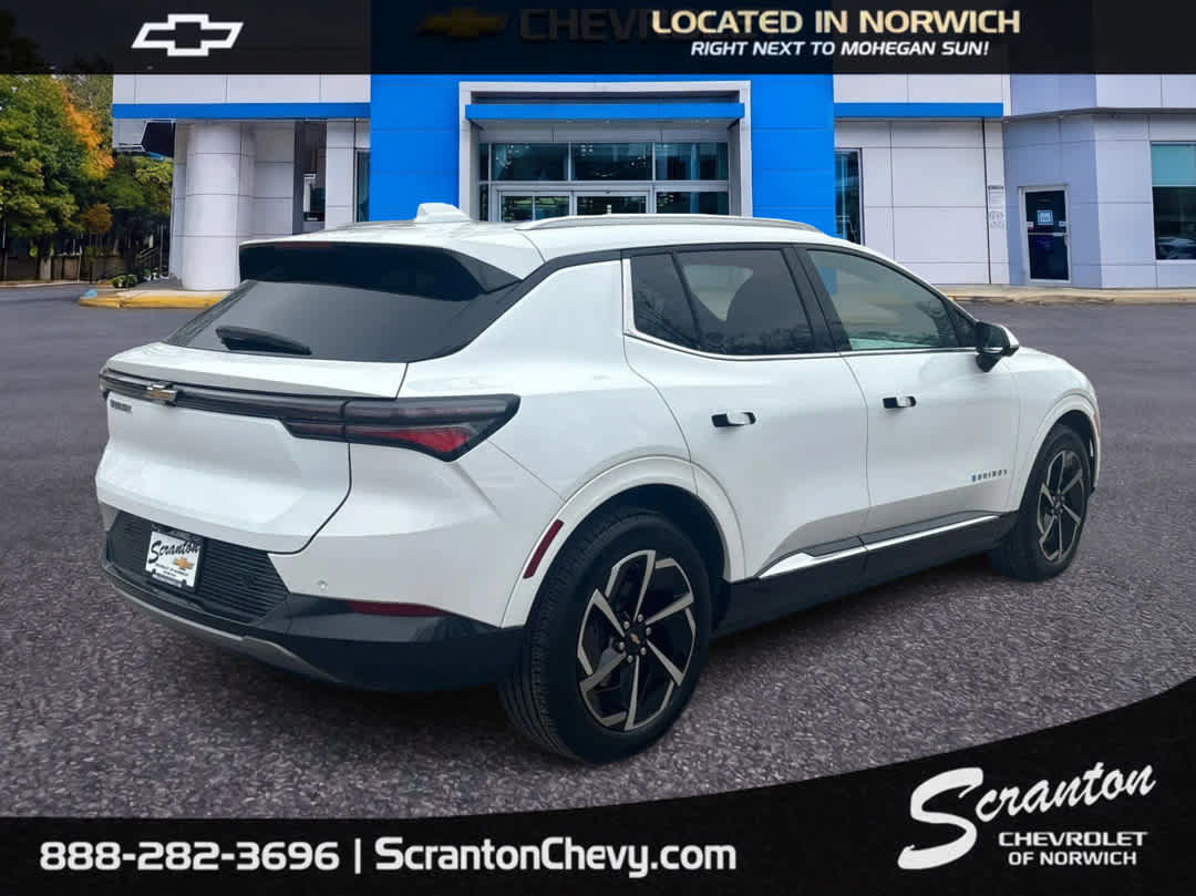 Certified 2025 Chevrolet Equinox EV LT image 6