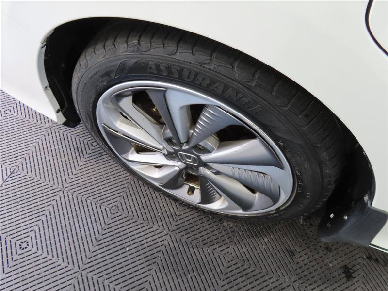 Used 2018 Honda Clarity Touring image 3