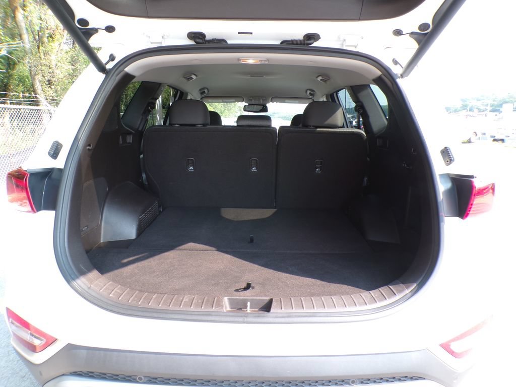Used 2020 Hyundai Santa Fe SEL w/ Convenience Package AWD/4WD image 18