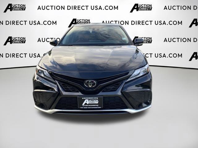 Used 2023 Toyota Camry XSE AWD/4WD image 2
